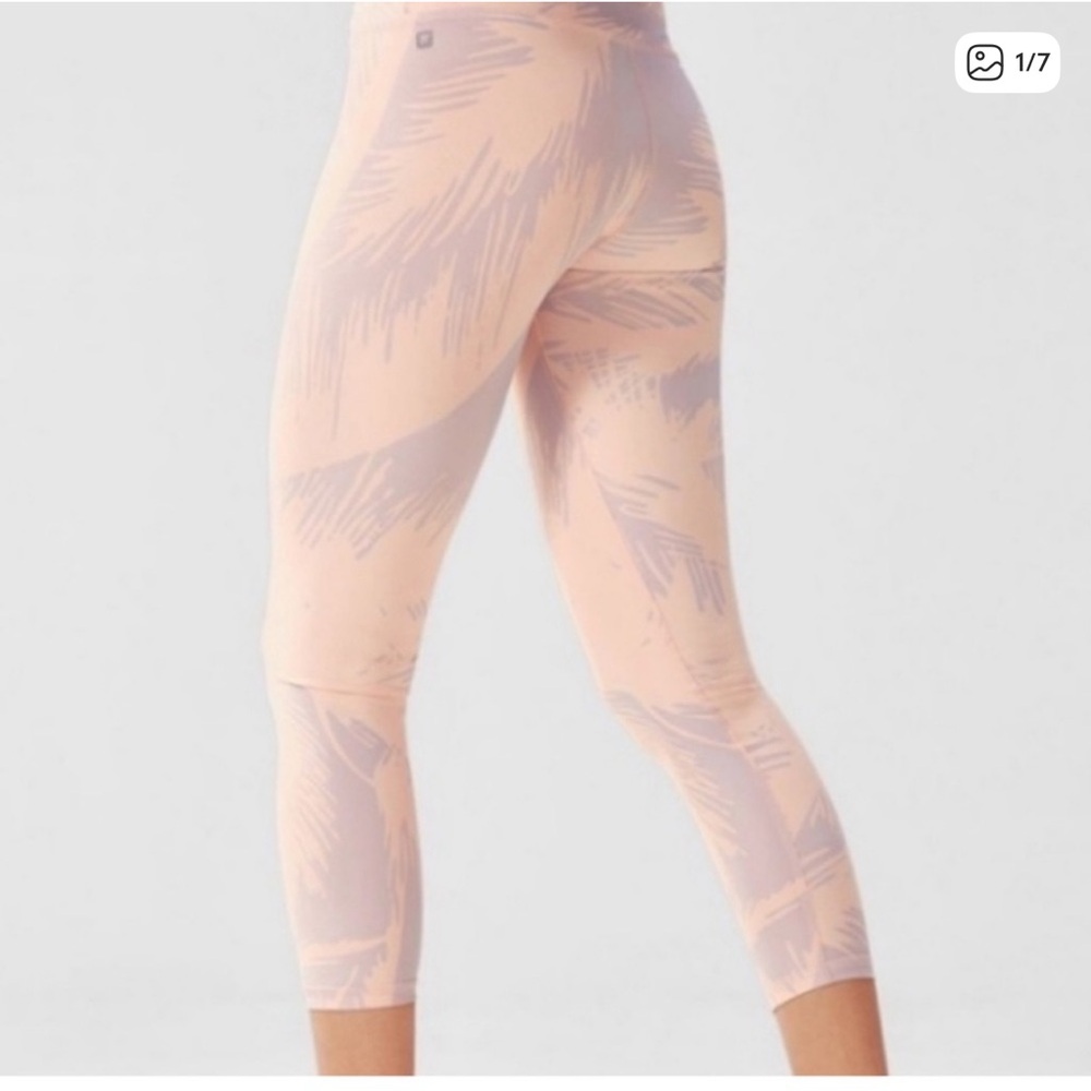 Fabletics Powerhold Legging Capri